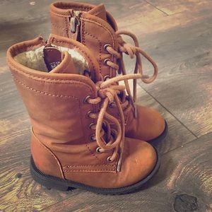 Toddler tall boots size 5